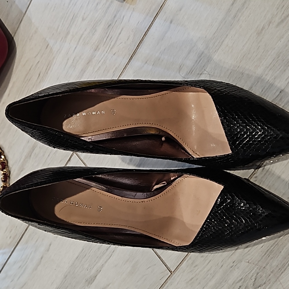 Black Patten leather heels